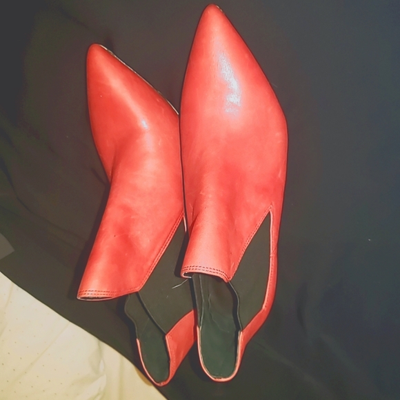 ANTONIO MELANI red Heel shoes. Size 8.5 - Picture 4 of 12